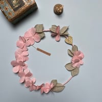 Image 2 of Couronne « la vie est belle » n*3