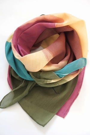 Image of Foulard n.411