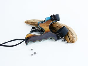 Image of Handcrafted Wooden Slingshot, Safari Spectraply Wood Sling Shot, Right Hand pull, Left hand hold