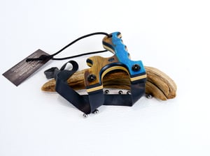 Image of Handcrafted Wooden Slingshot, Safari Spectraply Wood Sling Shot, Right Hand pull, Left hand hold