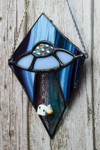 Image 1 of Dichroic Lavender UFO