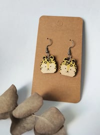 Image 3 of Earrings, tiger, leopard and lion