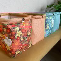 Image 4 of Sac Osiris "Sieste dans les fleurs" bleu ou orange (4 options)