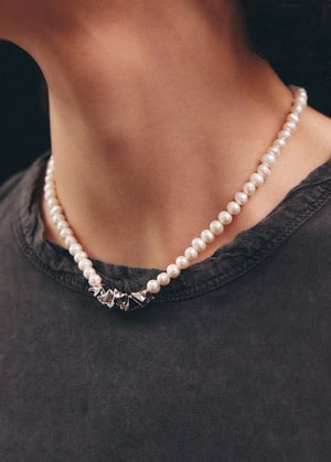 Image of LOWOOL - Struggle Pearl Necklace