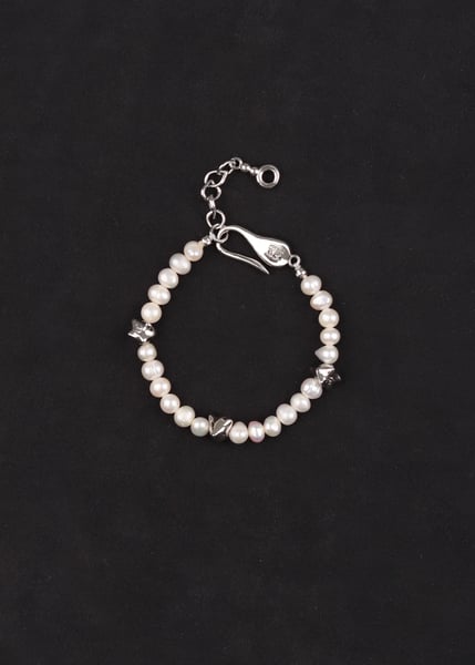 Image of LOWOOL - Struggle Pearl Bracelet