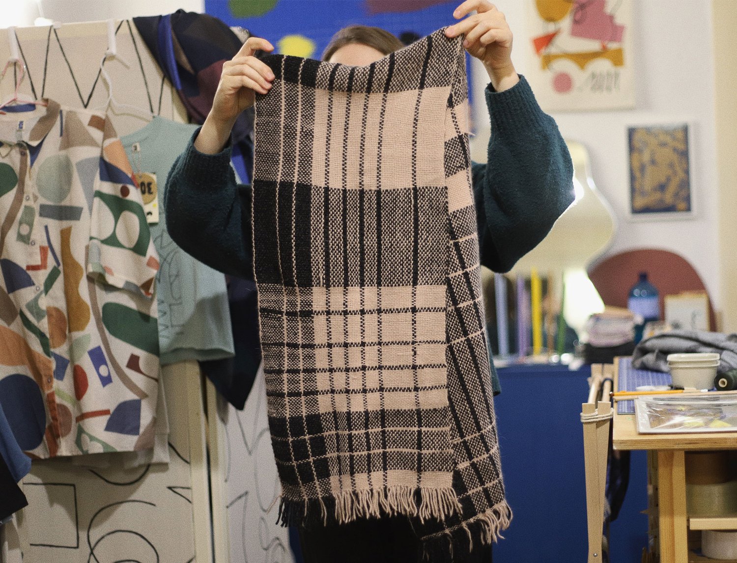 Image of HAND-WOVEN WOOL SCARF 1̶5̶9̶0̶ Kč