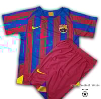 Image 2 of Barcelona 2005 2006 RONALDINHO kids retro kit