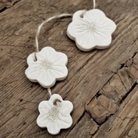 Image 2 of Decorative flowers, set of 3. Different sizes