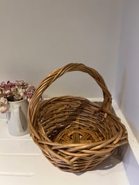 Image 4 of Wicker Basket with handle 