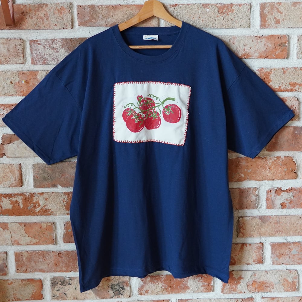 Image of Tomato Vines Bies T-Shirt in Navy SIZES