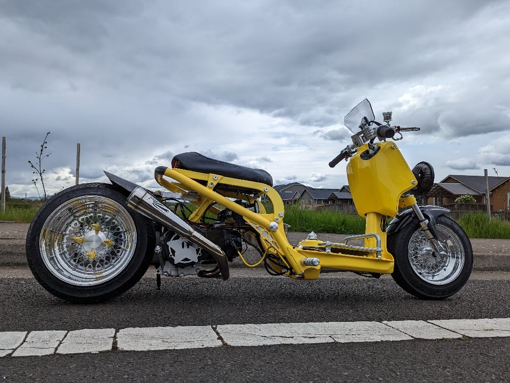 The "Towlie" Foot Rest Kick Bar For Honda Ruckus and Metropolitan