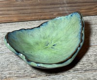 Image 2 of Leaf trinket dish