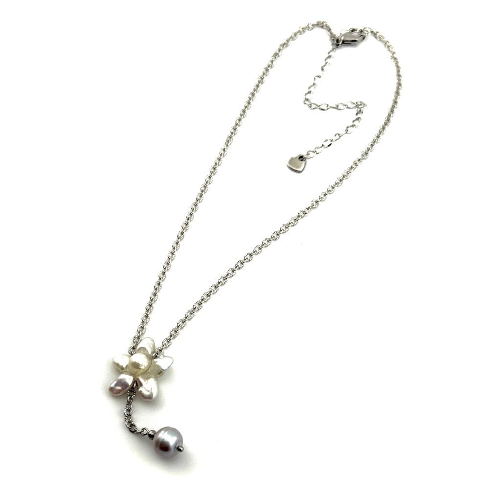Image of Pearl Petals Necklace