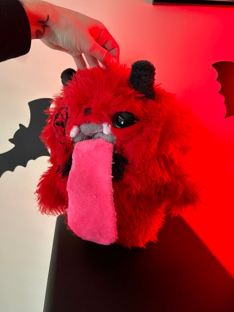 Image of Demon gibbie