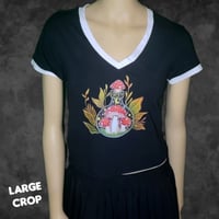 Womens Large Mushy Bottle V Neck Crop Tee