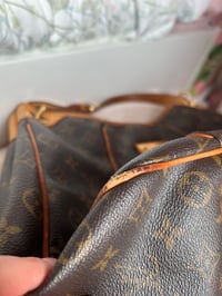 Image 14 of Louis Vuitton Monogram Galleria PM