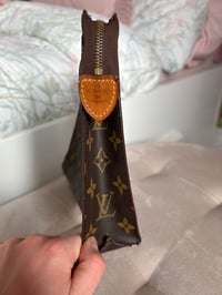 Image 3 of Louis Vuitton Monogram Toiletry 26 Pouch