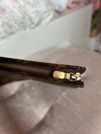 Image 5 of Louis Vuitton Monogram Toiletry 26 Pouch