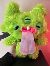 Image 1 of Alien gibbie