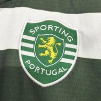 Image 4 of Sporting Clube De Portugal 00/01 Reebok Retro Jersey