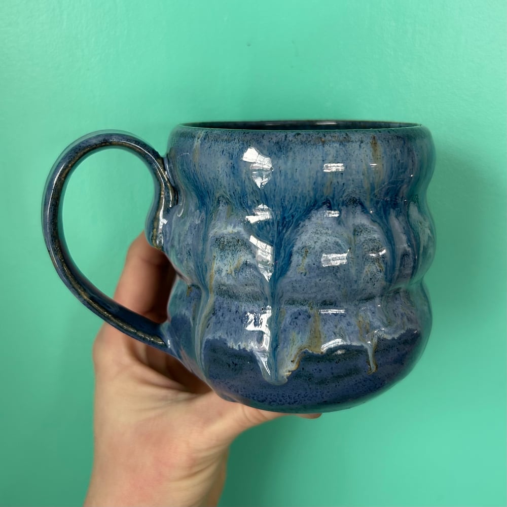 Image of indigo bubble mug 