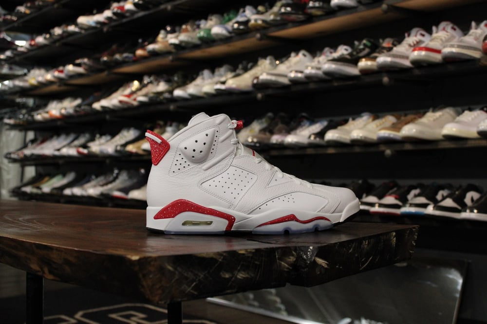 AIR JORDAN VI (6) "UNIVERSITY RED/WHITE"