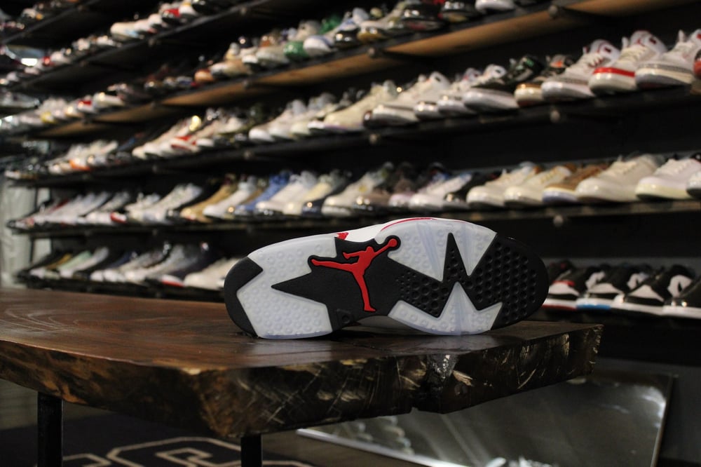 AIR JORDAN VI (6) "UNIVERSITY RED/WHITE"