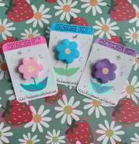 Image 2 of Flower clay pin