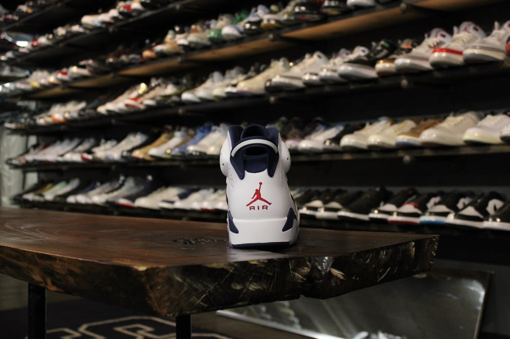 AIR JORDAN VI (6) "OLYMPIC"
