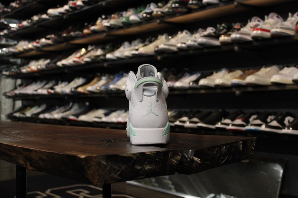 AIR JORDAN VI (6) "MINT FOAM/WHITE" WMNS