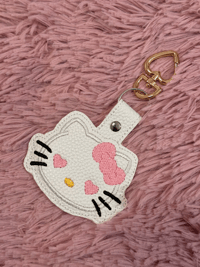 Image 2 of pink hello kitty keychain