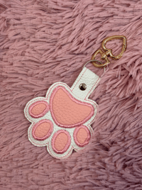 Image 2 of pawprint keychain