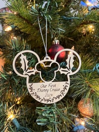 Image 4 of Wooden Main Mouse Ornament Gift
