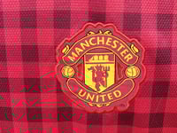 Image 8 of Manchester United 12/13 Nike Retro Home Jersey