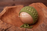 Image 3 of Newborn openwork bonnet green khaki