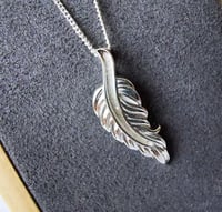 Simple feather