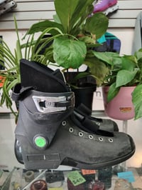 Image 1 of Roces Size 8/9 Shell and Liner Used