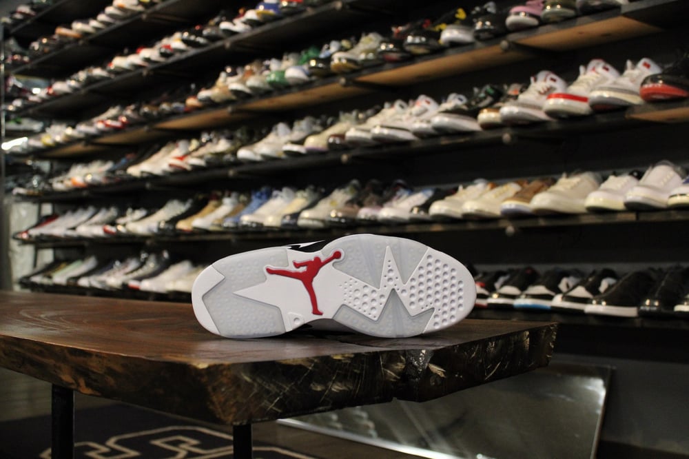 AIR JORDAN VI (6) "CARMINE"