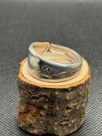 Image 2 of Laying Flowers Ring size 11