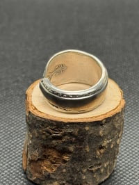 Image 3 of Simple Filigree Ring size 7