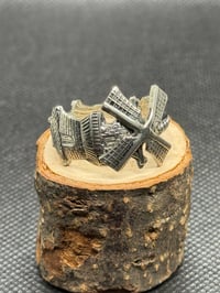Image 1 of Windmill 2 Ring size 11