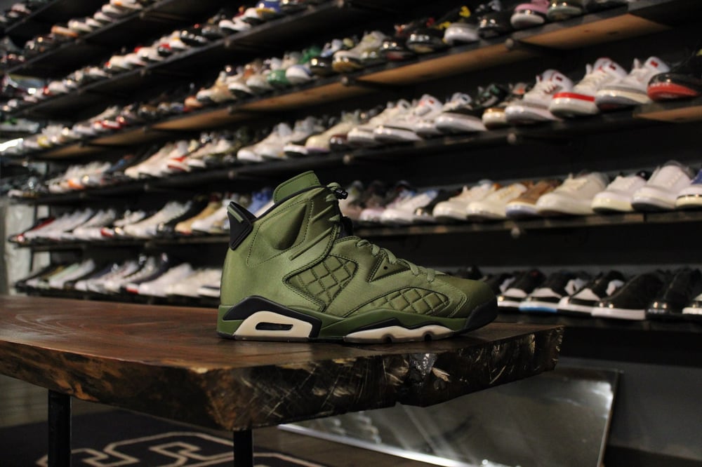 AIR JORDAN VI (6) "FLIGHT JACKET"