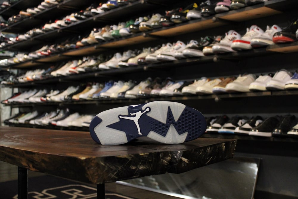 AIR JORDAN VI (6) "MIDNIGHT NAVY"
