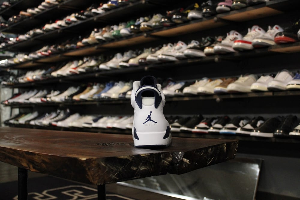 AIR JORDAN VI (6) "MIDNIGHT NAVY"