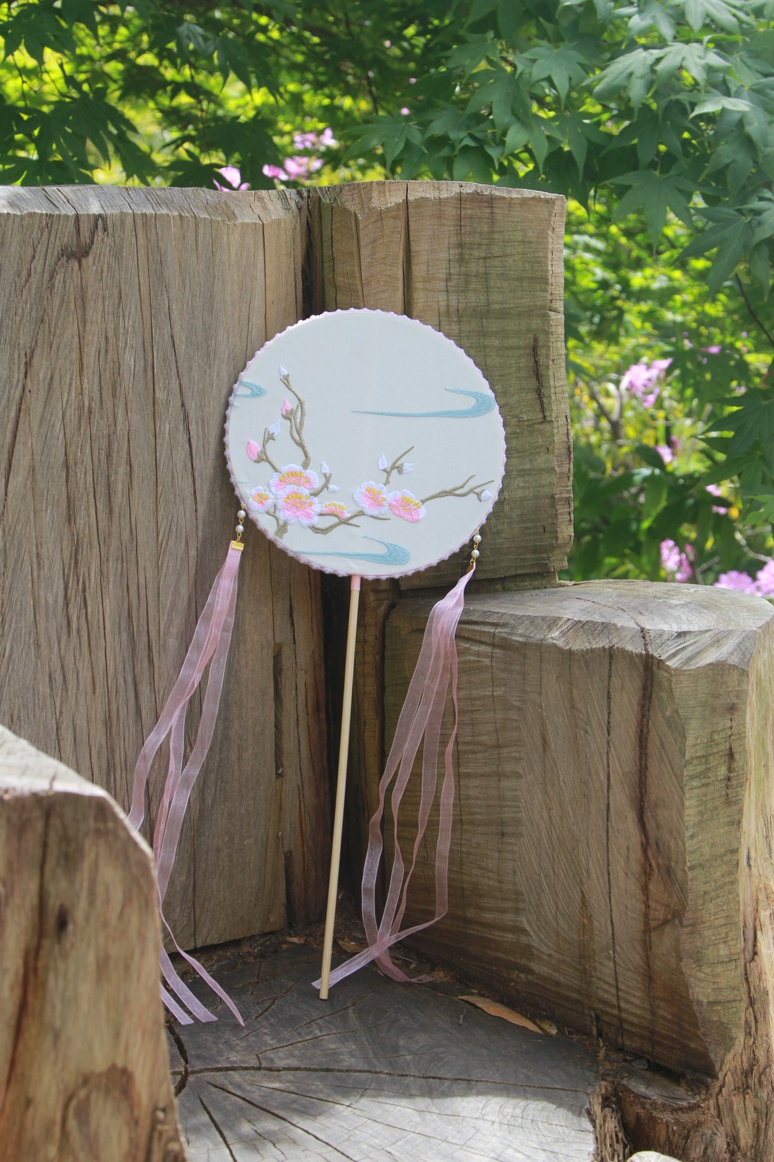 Image of Museum Co-branded Chinese Traditional Handmade Silk Woven Fan - Peach Blossoms