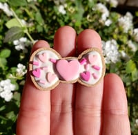 White Hello Kitty Cookie Bow Magnet