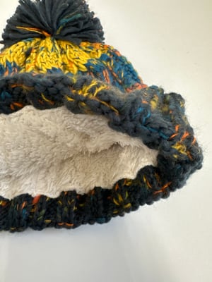 Image of SO58 Pom Pom Beanie in Retro Blues 