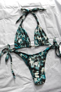 Image 2 of ♲ Rain Water Bikini Set - L