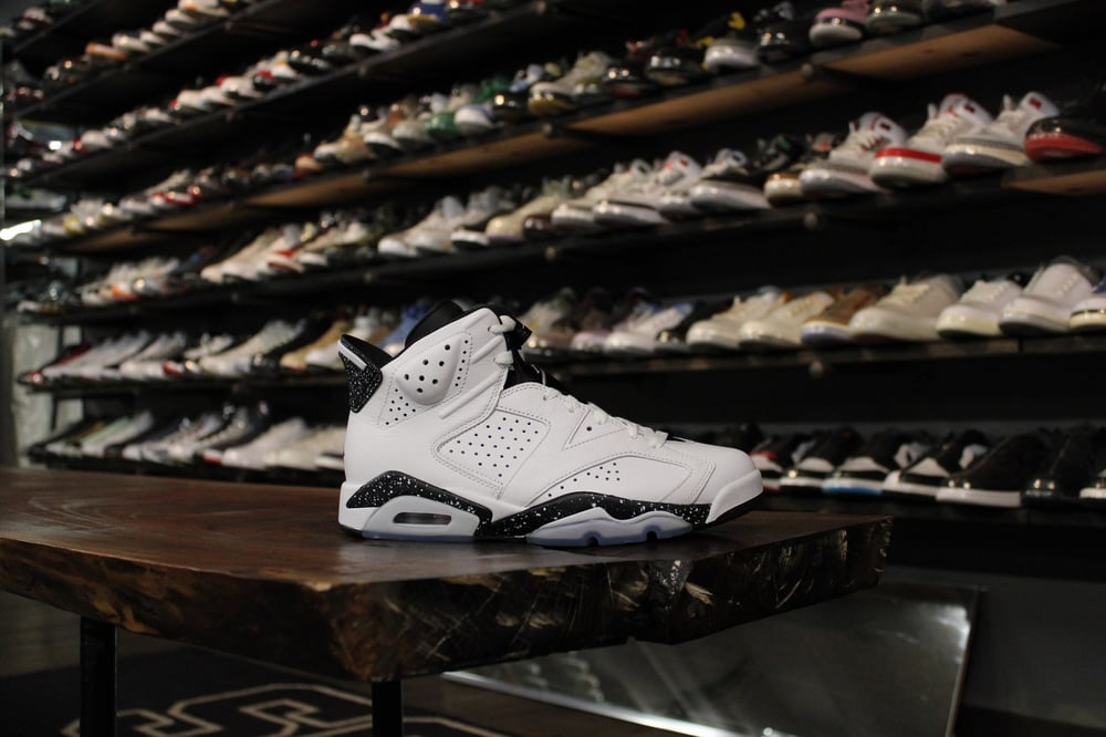 AIR JORDAN VI (6) "REVERSE OREO"