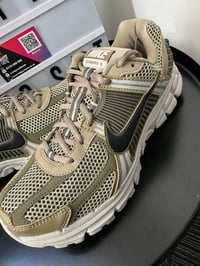 Image 2 of Nike Vomero 5 Khaki